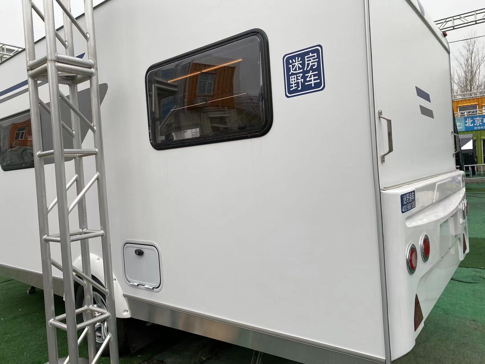 GRP gelcoat panelini qo'llash